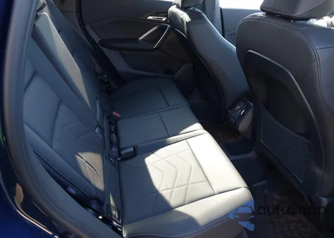 2023 BMW X1 xDrive28I z USA, uszkodzony, nr VIN WBX73EF08P5Y03214